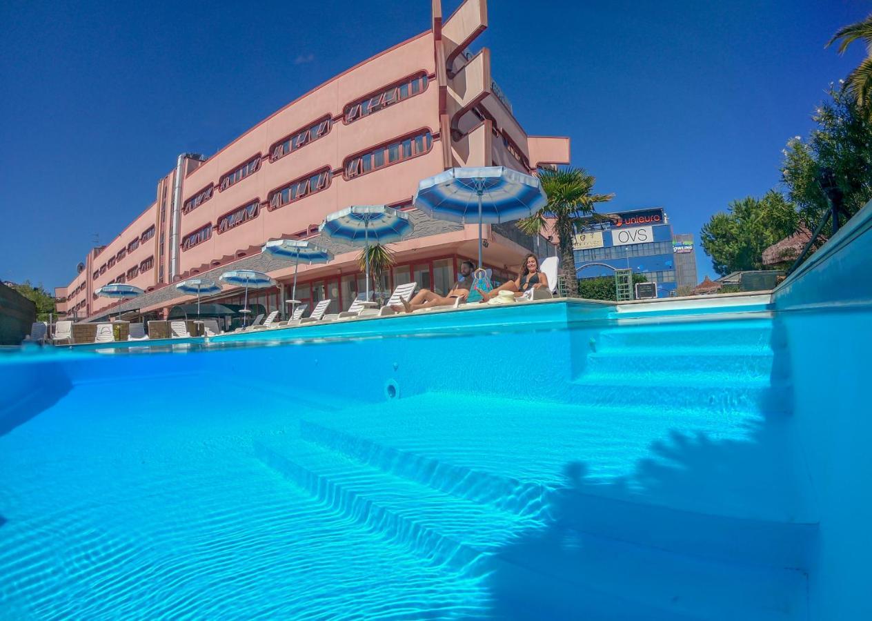 Onda Hotel Silvi Marina Dış mekan fotoğraf