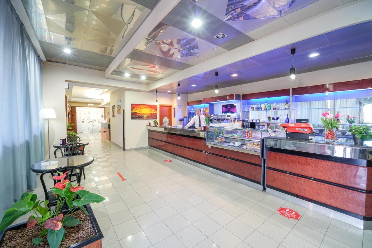 Onda Hotel Silvi Marina Dış mekan fotoğraf