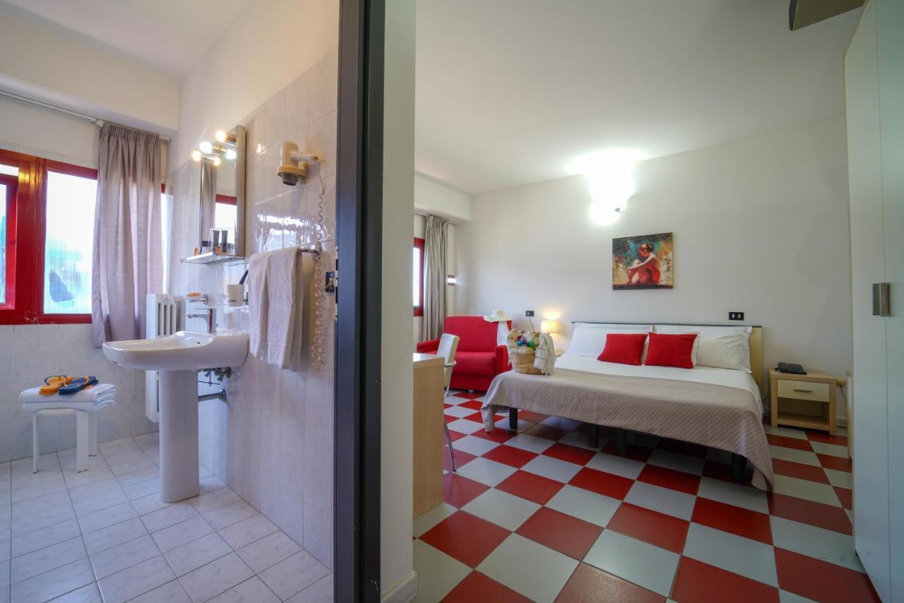 Onda Hotel Silvi Marina Dış mekan fotoğraf